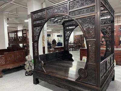 陽(yáng)信縣水落坡鎮(zhèn)年銷(xiāo)售古典家具古玩60余億元